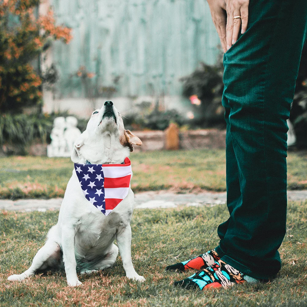 

1Pcs Pet Burp Cloth American Flag Dog Bib Independence Day Festival Scarf Medium Large Dog Triangle Bandana Pet Burp Cloth