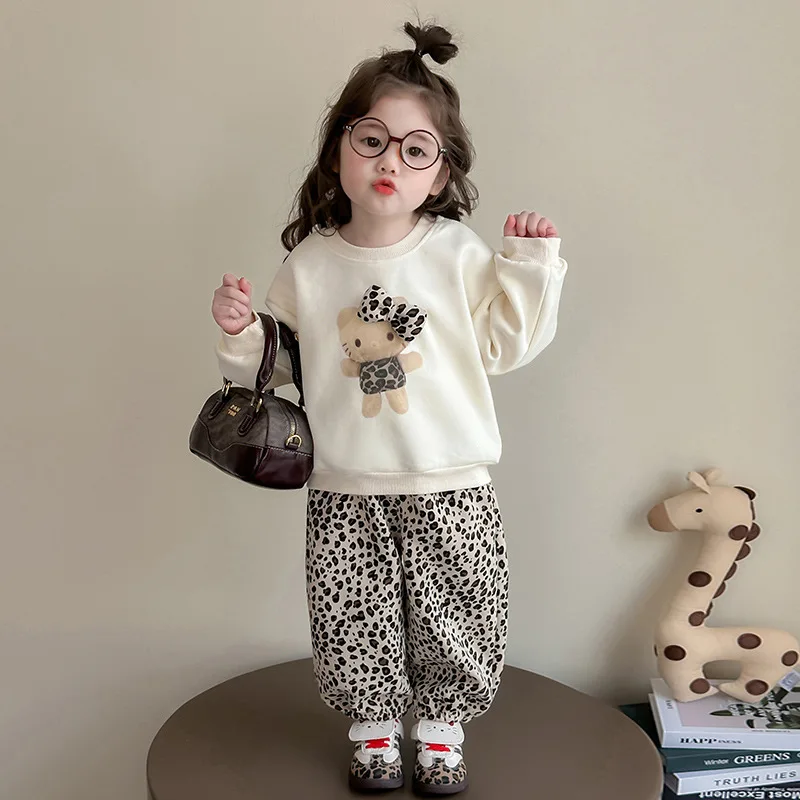 

Girls Leopard Print Casual Suit Sanrio Hello Kitty 2025 New Spring Autumn Kindergarten Sweatshirt Two-Piece Set Sports Clothes
