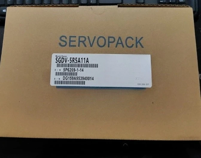 Nuovo controller PLC originale SGDV-5R5A11A Servoazionamento Consegna veloce