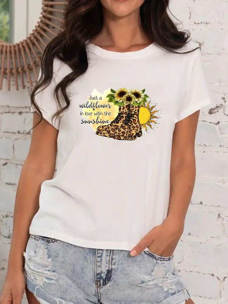 Di modo T Abbigliamento Delle Donne Delle Signore Casual Femmina Fiore Dolce 90s Tendenza Della Stampa Manica Corta T-Shirt Vestiti Graphic Tee