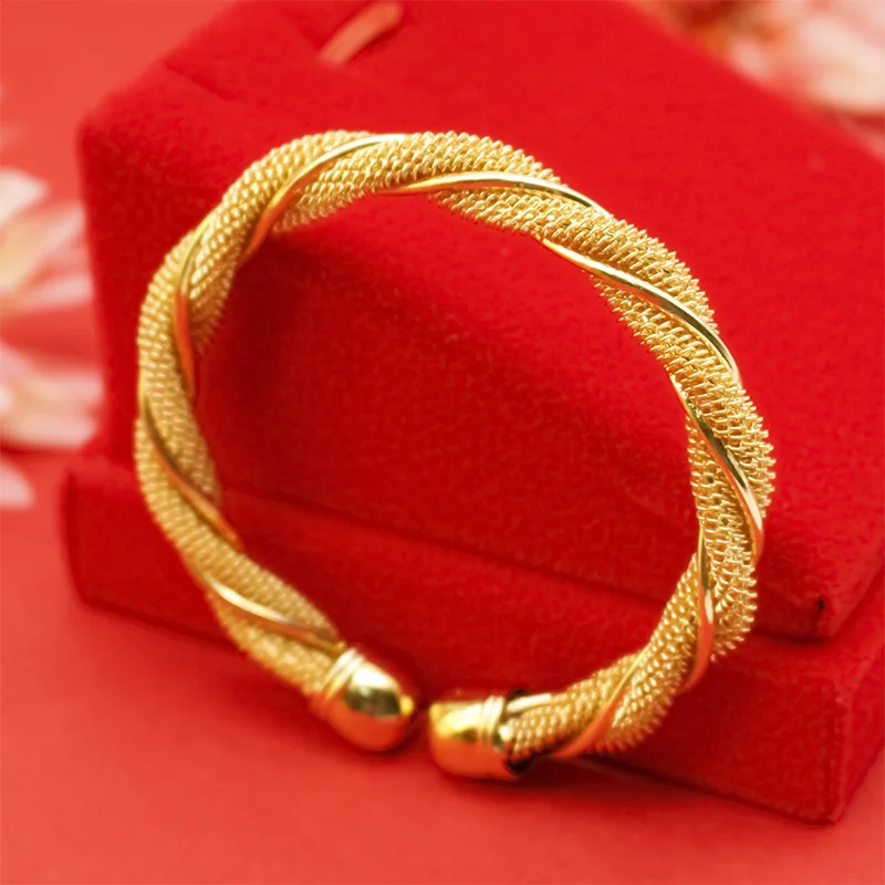 

2026 Women's Twisted Design Open Bangle Copper Plated 24K Gold Fashion Cuff Bracelet For Daily Wear Party Jewelry Wholesale