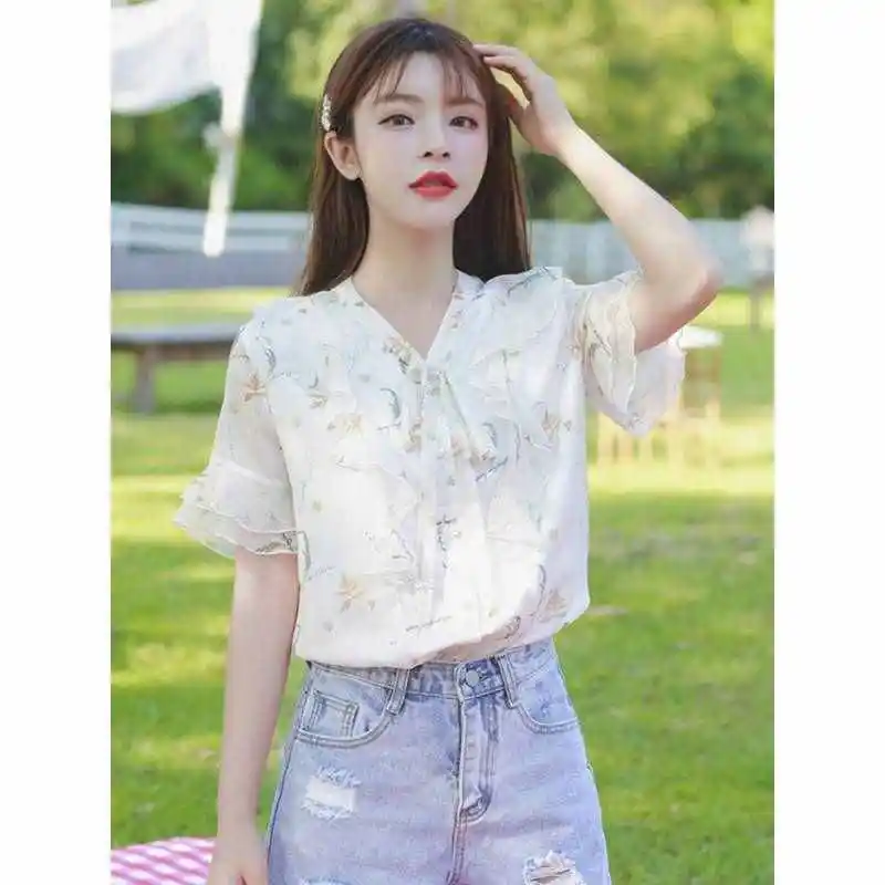 Blumen-Chiffon irt Damen Summer Faion Straight Cut Knot Ry Cotton ort Sve V-Ne Wärmtragende offene...