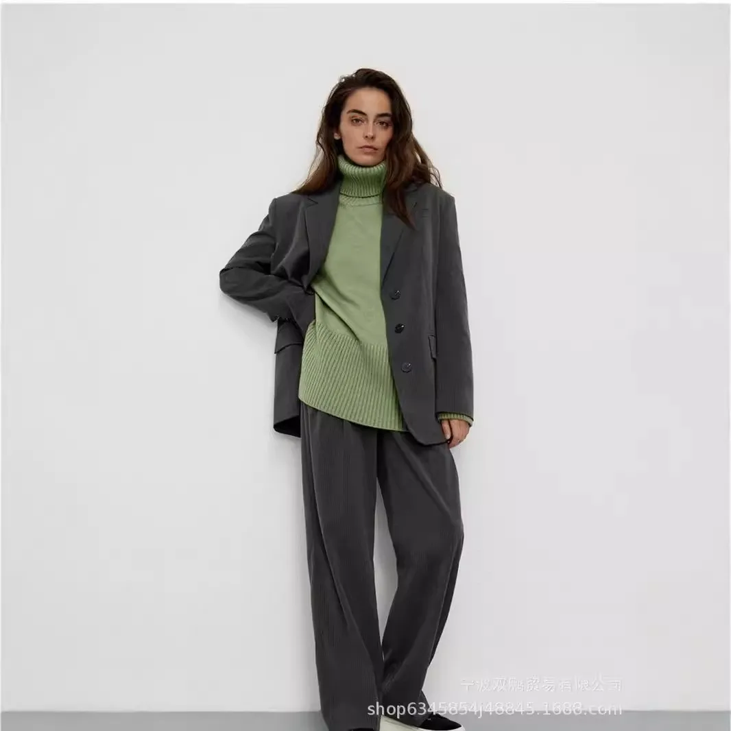 Loose Fit Pullover Sweater Regular Length Graceful Commuter with Heat Set High Neck Medium Weight Raglan Sleeve Women Sweater
