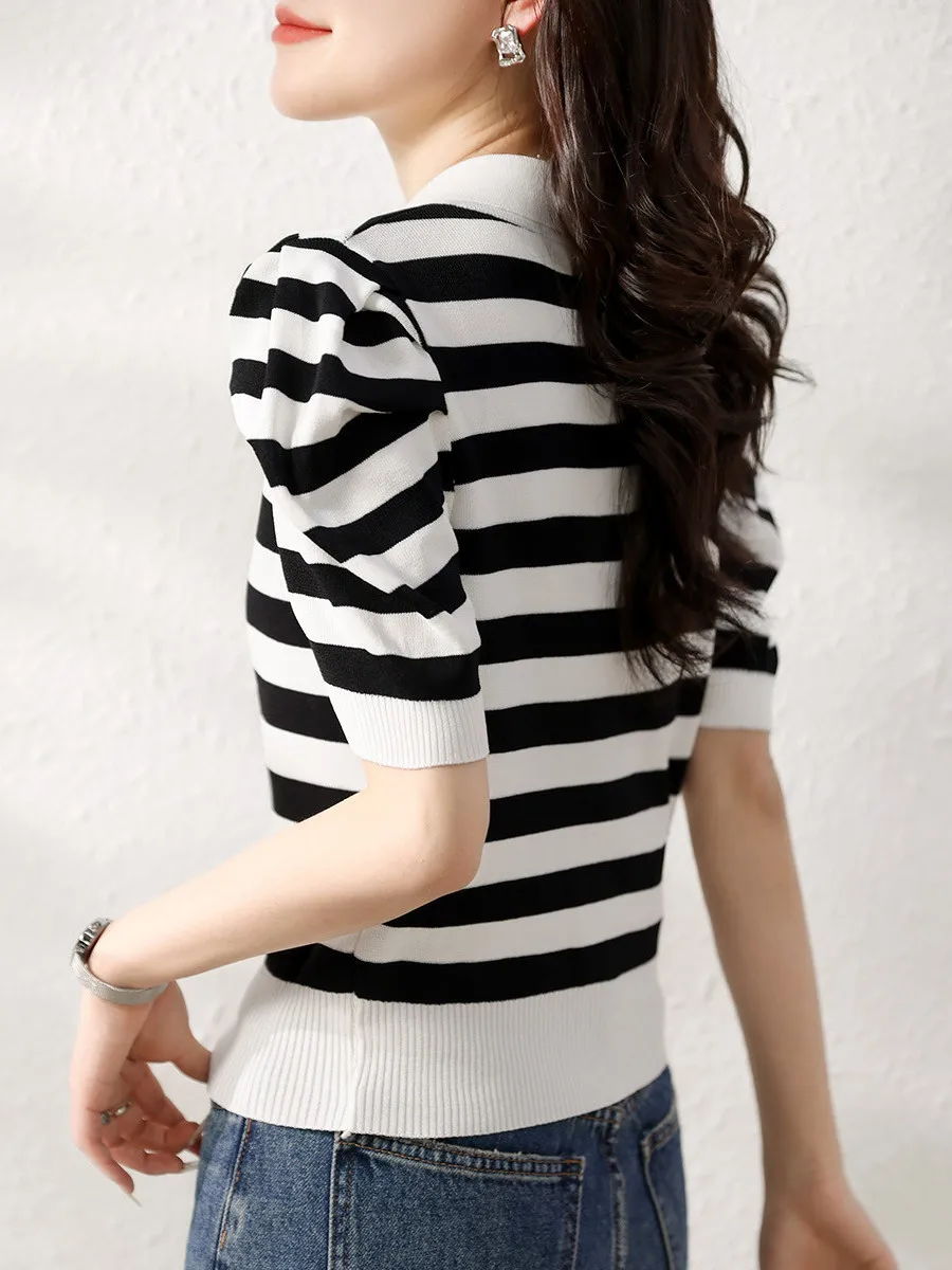 تي شيرت نسائي مخطط بأكمام قصيرة لصيف 2025 موضة جديدة على الطراز الكوري قميص بولو فضفاض متعدد الاستخدامات بتصميم فريد