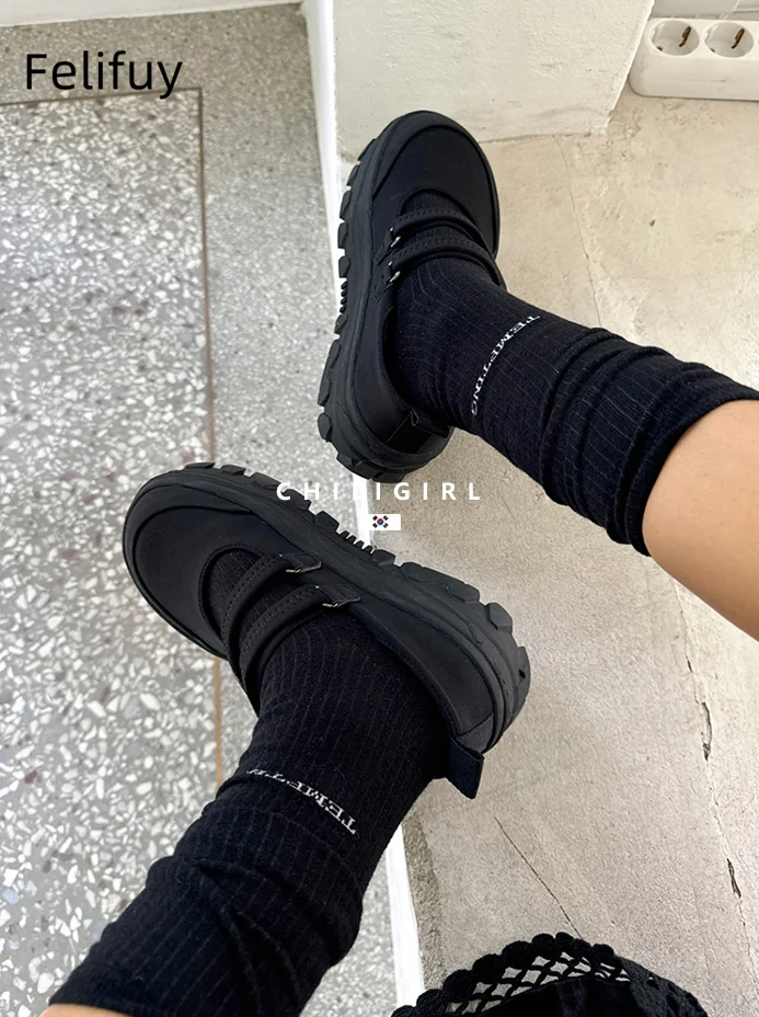 

Корейские туфли из губки на толстой подошве 5 см. Удобная повседневная обувь. Черные лоферы. Женские туфли на липучке для ленивых.