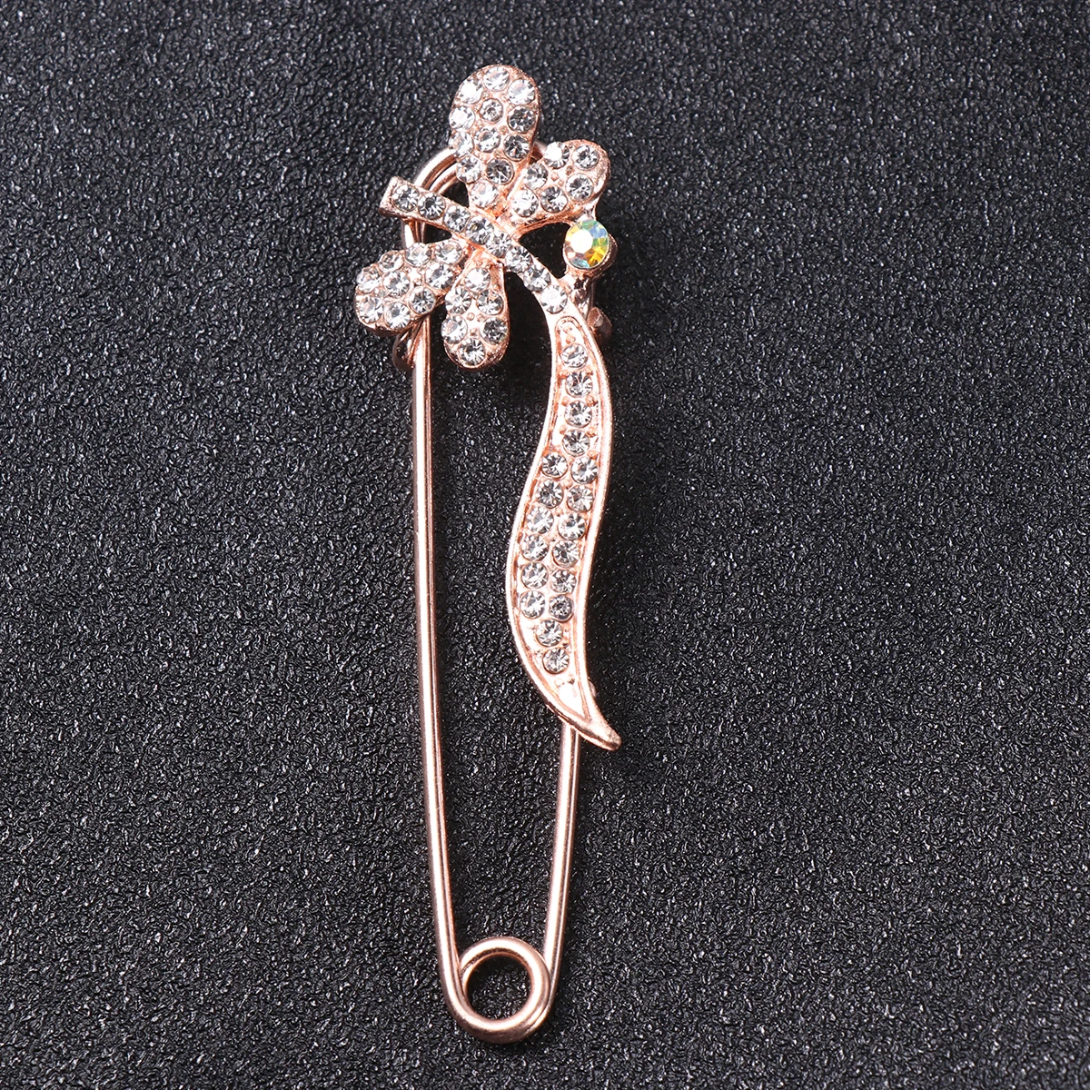

Fashion Rhinestone Brooch Creative Flower Alloy Lapel Pins Wedding Party Accessories Gift Women Fashion Rhinestone Brooch
