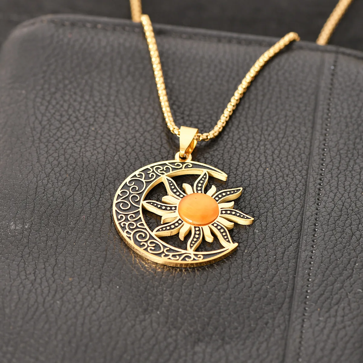 Witch Moon Sun Pentagram Necklace Stone Occult Luna Crescent Wicca Necklaces Jewelry Collares Amulet Protection Women Necklace