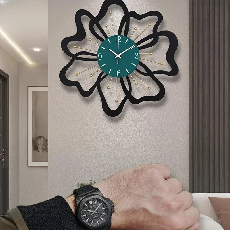 Living Room Wall Watch Luxury Interior Bathroom Xenomorph Aesthetic Silent Simple Clock Wall Korean Korean Room Decorations