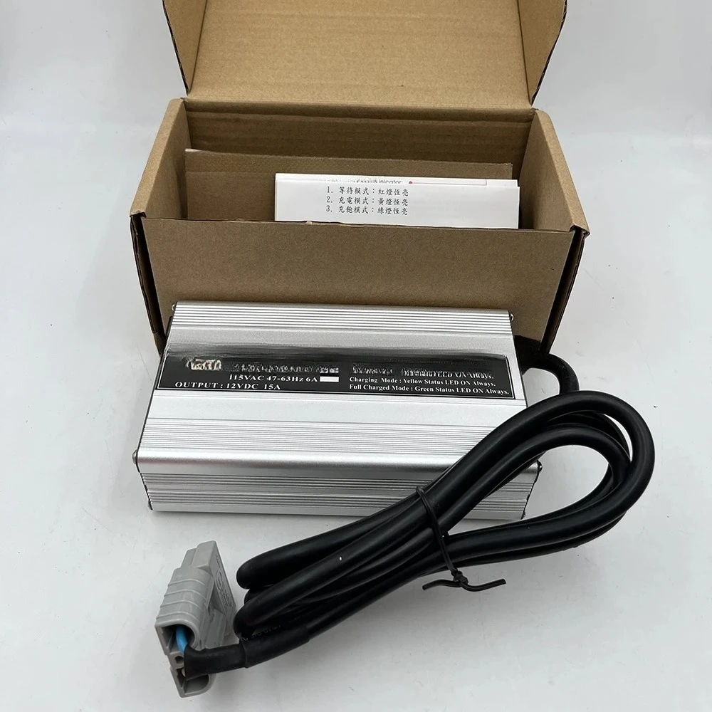 Charger 12V15A Semi-electric Stacker Forklift Battery Smart Charger QQE180-5CH49