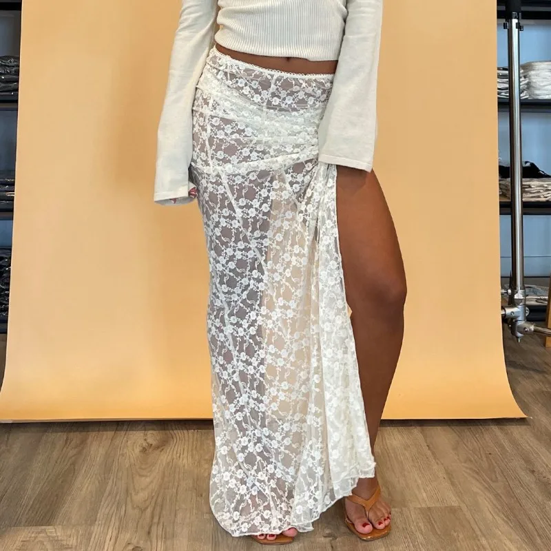 

Summer Fall Vintage Fairycore Long Skirts Women Low Waist High Split Floral Lace Ruffles Skirt for Beach Streetwear