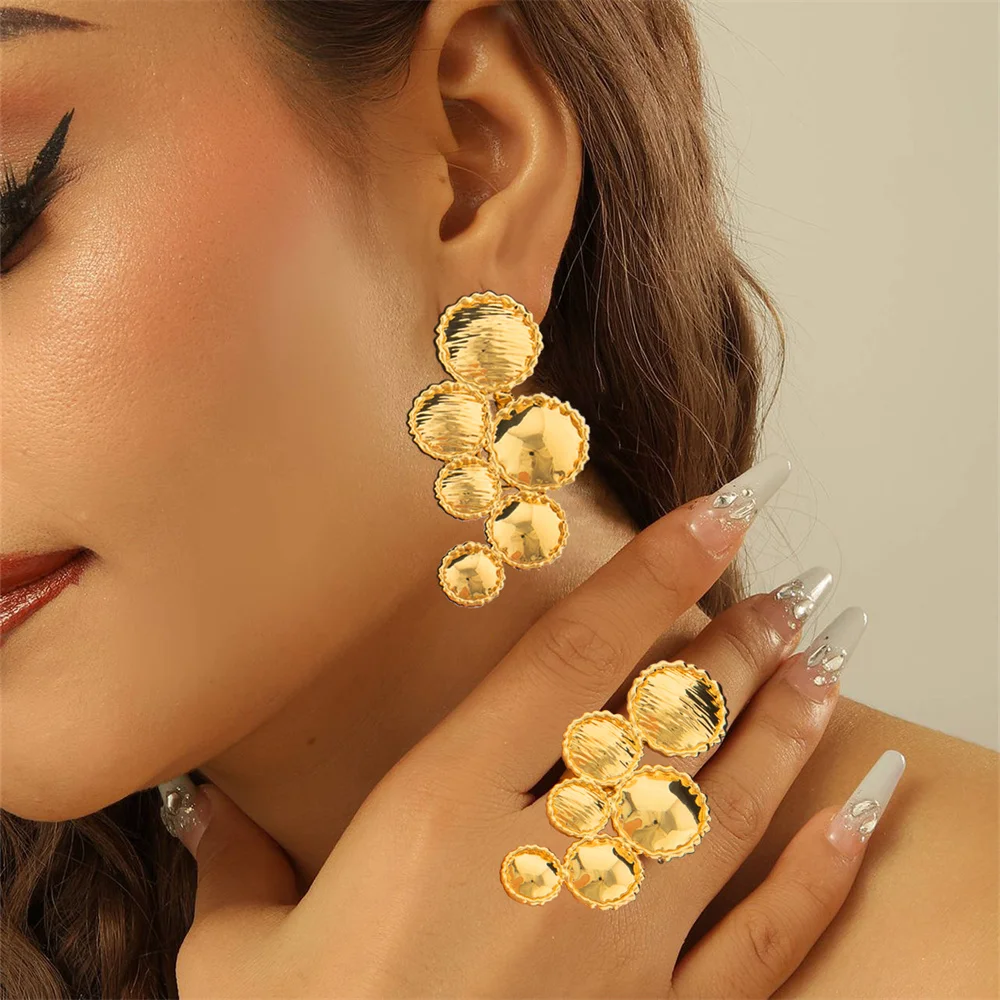 

18k Gold Color Earrings and Ring Jewelry Set for Women African Design Clip Earrings Finger Ring 2Pcs Set for Engagement Party