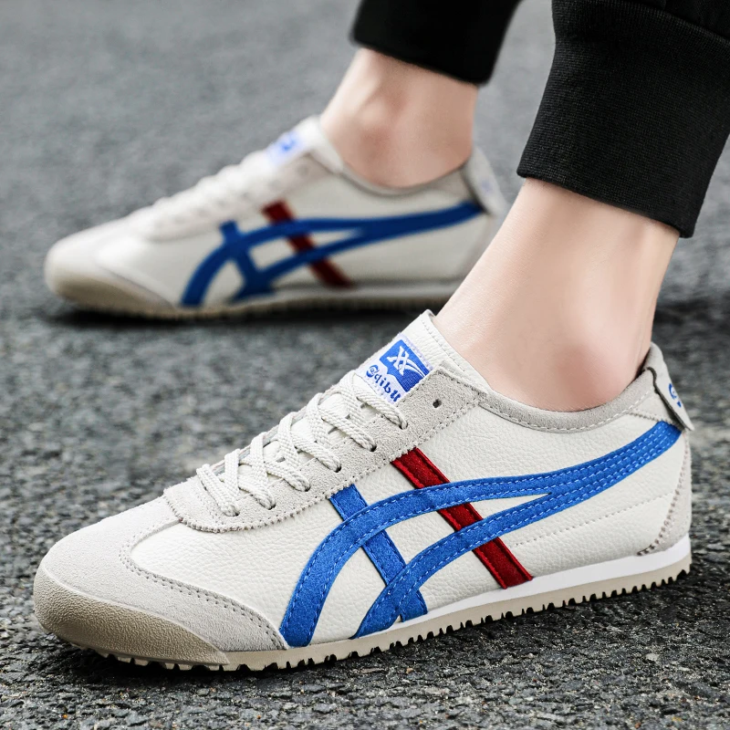 Couple's Four-Season Casual Shoes, Soft-Soled Non-Slip Outdoor Walking Shoes, Men's and Women's Flat Shoes, Fashionable Men's Sports Sneakers, New Style