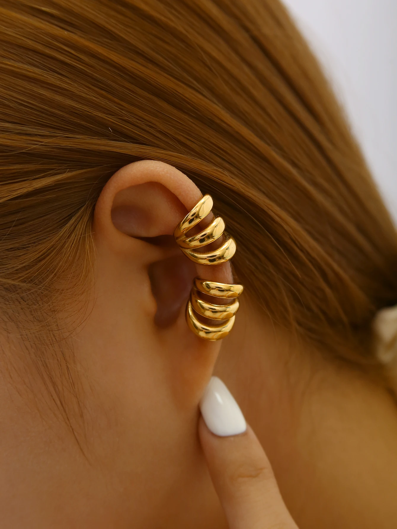 Personalized Simple High-Level Sense Of Hip-Hop Punk Style Stainless Steel 18K Gold-Plated Geometric Circle Earrings For Women