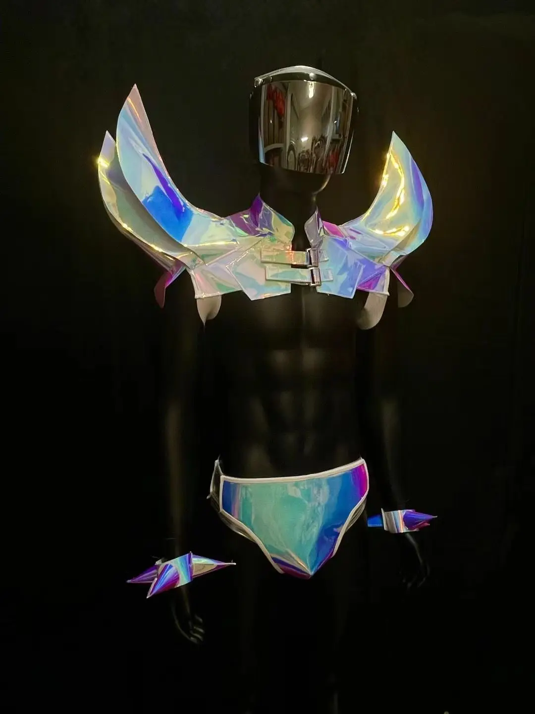 Male Laser Mirror Gogo Dance Costume Sexy Pole Dance Outfit Flying Shoulder Tops Shorts Nightclub Party Rave Clothing