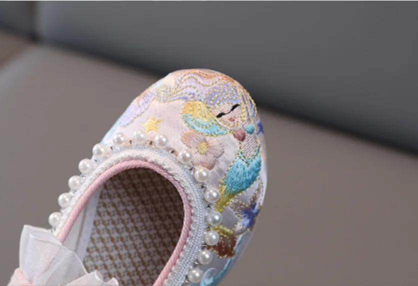 Chinese Hanfu Meisjes Stoffen Schoenen Oude Beijing Baby Kinderen Geborduurde Schoenen Zomer Vintage Flats Kralen Vis Borduurwerk