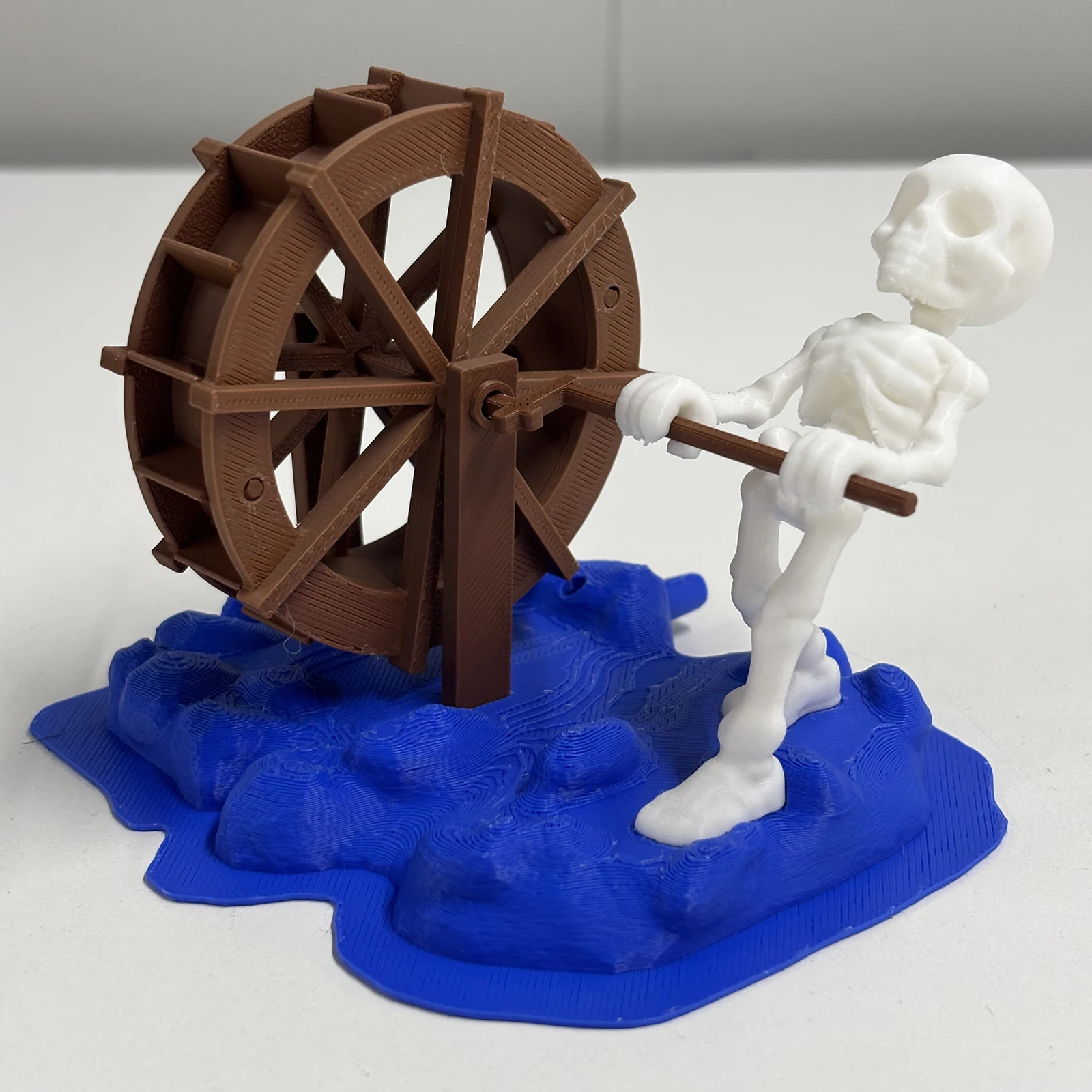 Air-Powered Dynamic Skeleton Bubbler Plastic Skeleton Statue Bubble-Powered Aquarium Decoration for Aquariums Enthusiasts
