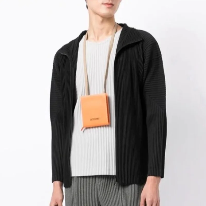 

Miyake Japanese Pleated Men's Long-sleeved Stand-up Collar Jacket Jacket High Collar Zipper Sweater Fall Winter Tops Minimalist