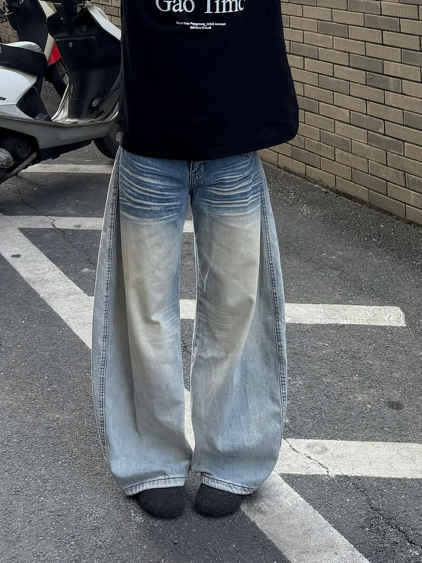 

High Waist Slim Fit Vintage Washed Denim Jeans Women's Summer New Style Light Blue Slim Wide Leg Jeans Casual High Waist