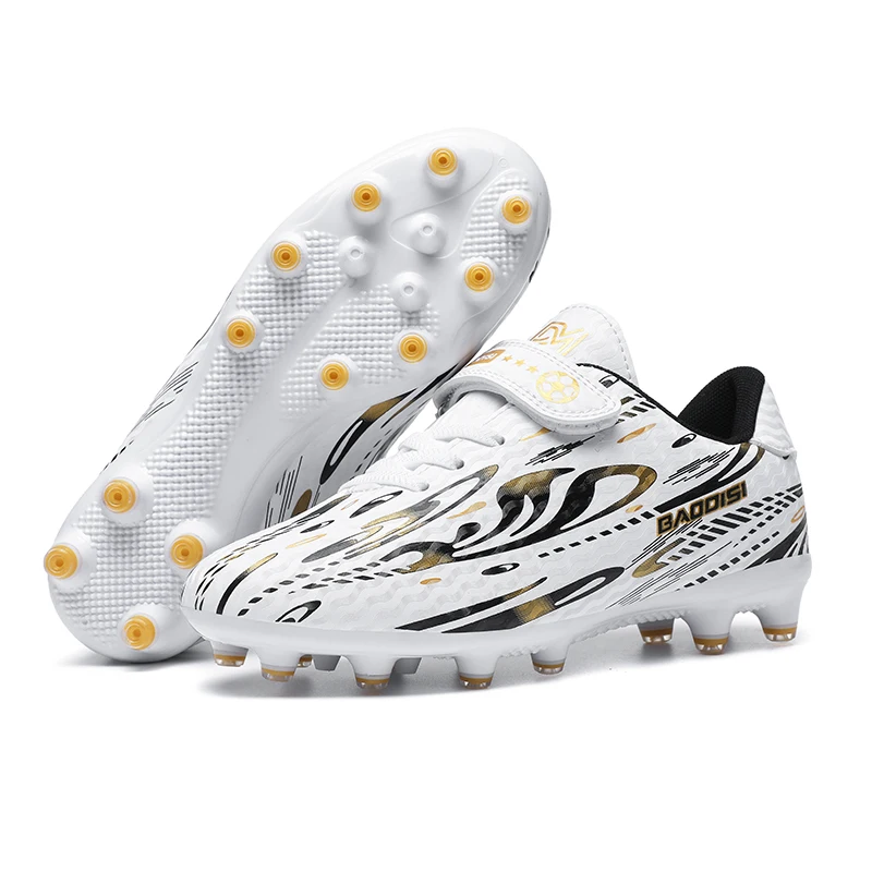 

Kids Friendly Soccer Sneakers Soft Lightweight Construction, Non Marking Anti Wear Outsole, Breathable Design For Daily Football