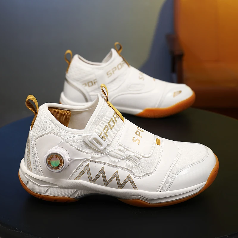 Neue Badminton-Schuhe für Jungen, leichte Tennisschuhe, Volleyball-Schuhe, Tischtennis-Schuhe für den Innenbereich, Sportschuhe, professionelle Trainingsschuhe – Detail 9