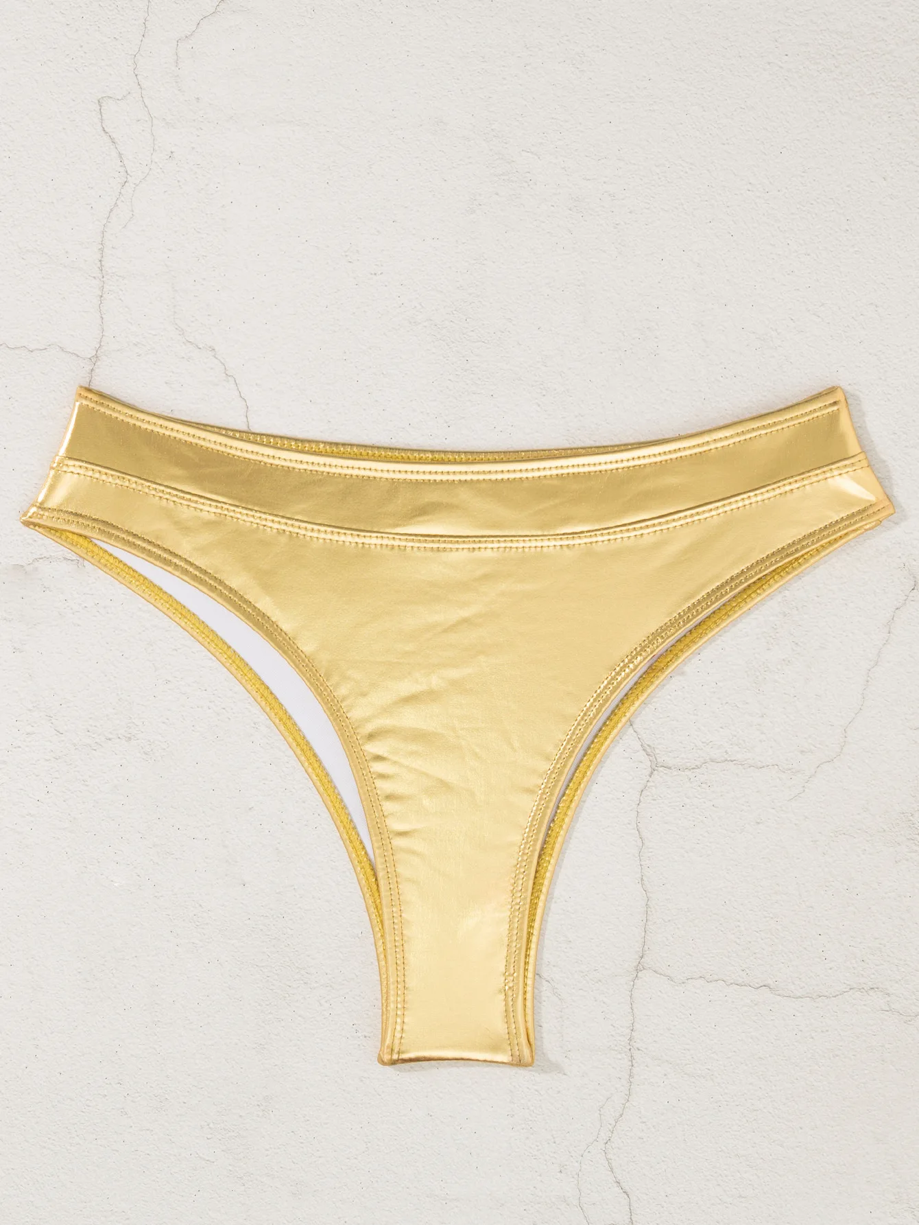 Bikinis deportivos sexis con Tanga, trajes de baño para mujer, traje de baño femenino, conjunto de Bikini bronceado 2025, traje de baño, ropa de playa dorada y plateada, Bikini