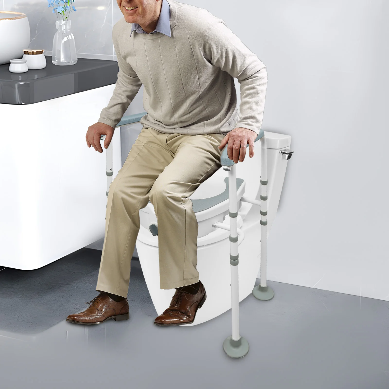 

Toilet Seat Risers for Seniors, Raised Toilet Seat with Armrests Elevated, Adjustable Seat for Most Sizes and Shapes of Toilets