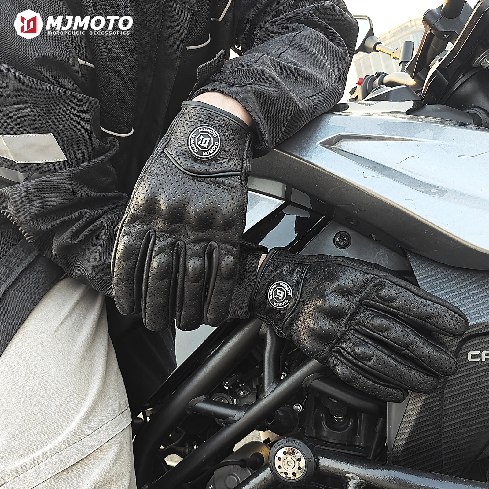 

MJMOTO Gloves Long Protective Motorcycle Gloves Carbon Fiber Gloves Retro Leather Gloves Motorbike Cycling Gloves CE Certified