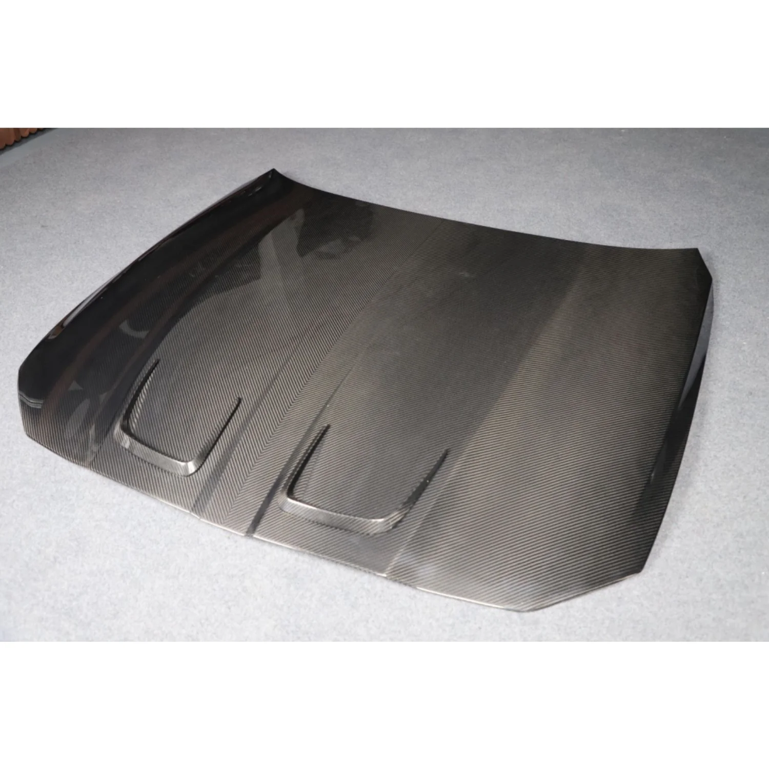 Hot Selling 22-24 Year Old Original Car Engine Hood Suitable for M3/M4 G80/G82 Dry Carbon Fiber Engine Hood