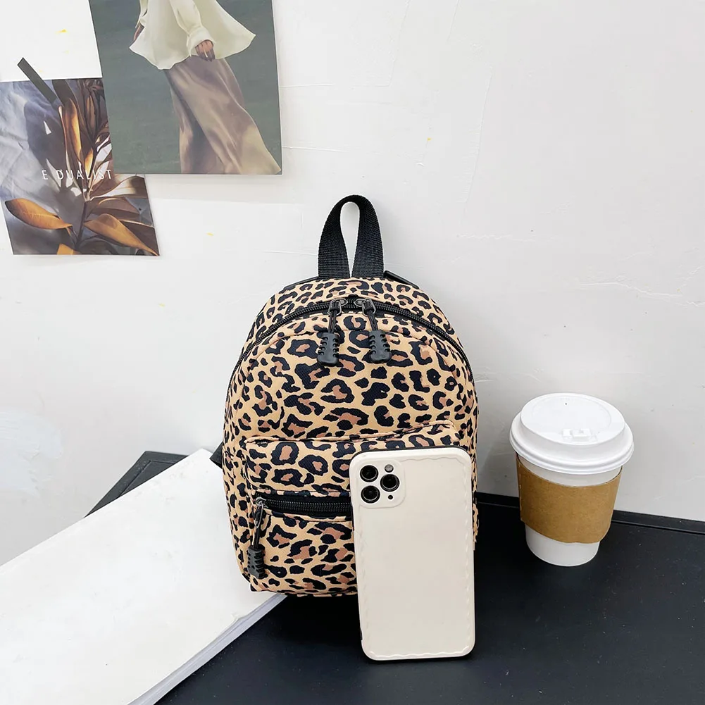 Stylish Women Backpack Preppy Style Animal Pattern Printing Nylon Handbags Leisure Student School Large Knapsacks Backpacks