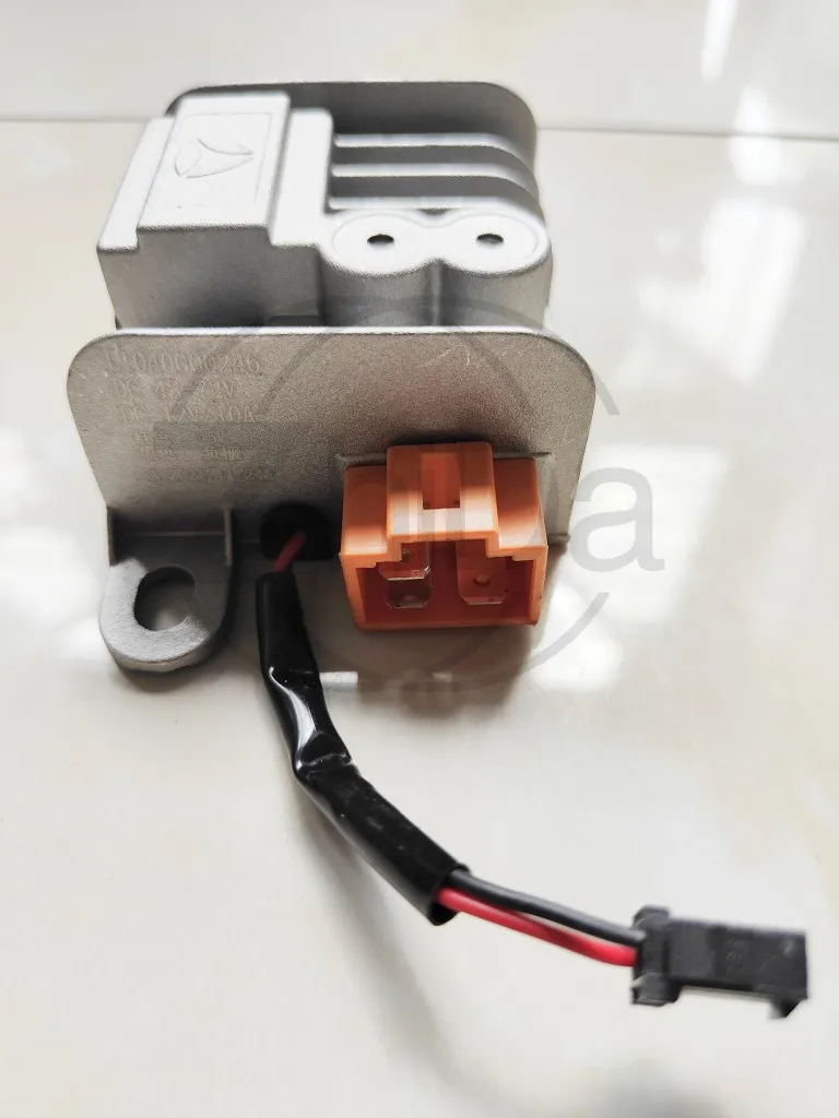 Electric vehicle voltage converter 12V wireless universal glue waterproof Yadi Emma bell immediately and other universal