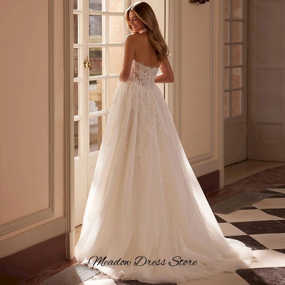 High Quality Tulle A-Line Customized Robe de mariée Delicate Lace Strapless Wedding Dress Exquisite Appliques Vestido De Novia