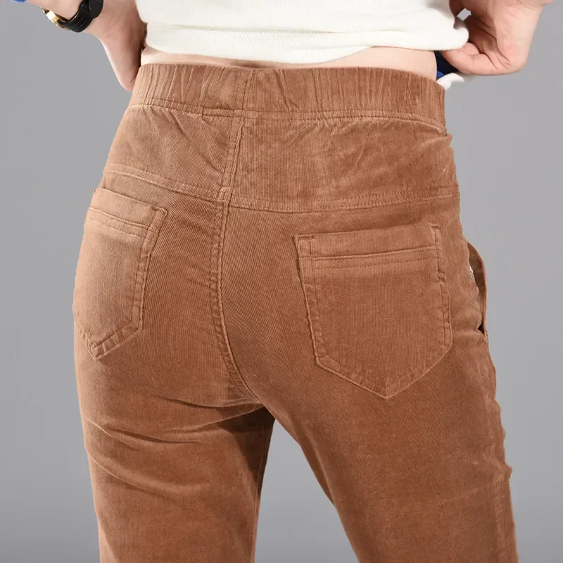 Pantaloni di velluto a coste pantaloni lunghi a vita alta donna Plus Size Plus pantaloni a matita Casual in velluto Pantalon Femme pantaloni cargo