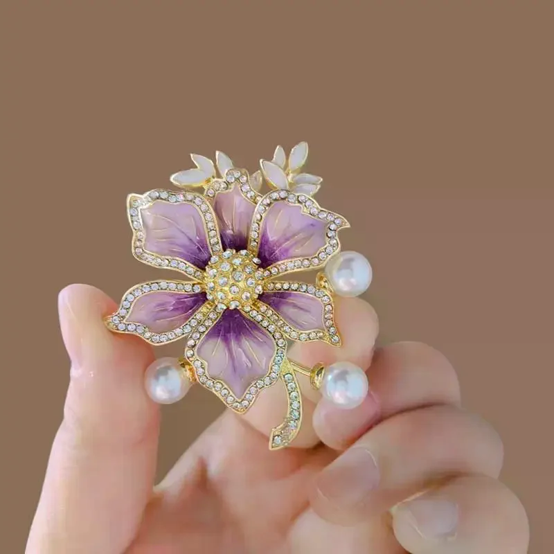 Fashion Purple Lilac Flower Delicate Brooches For Women Clothing Coat Banquet Accessories Gifts