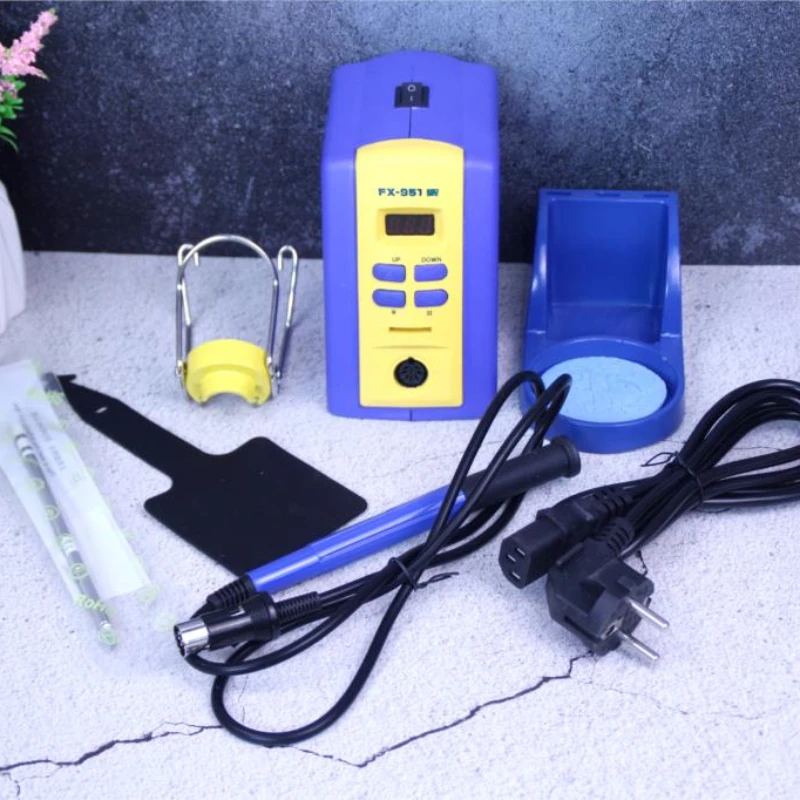 

FX 951 fx951 Digital Thermostatic Soldering Station/Solder Electric Soldering Iron 110V/220V+Welding wire