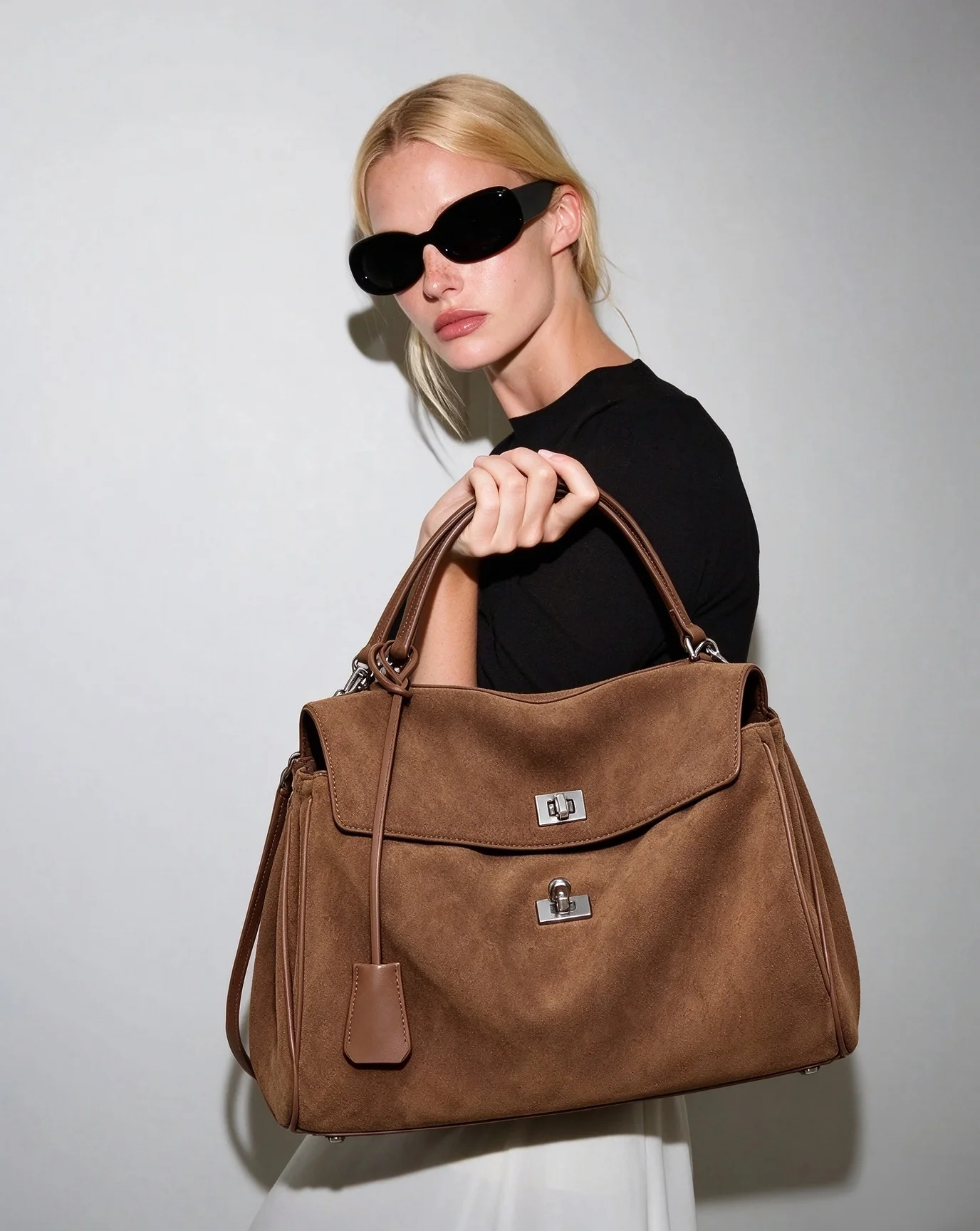 Vintage Women Faux Suede Tote Bag Large Capacity Shoulder Handbag 3D Stereo Satchel Purse Metal Turn Lock Flap Commuter Work Bag