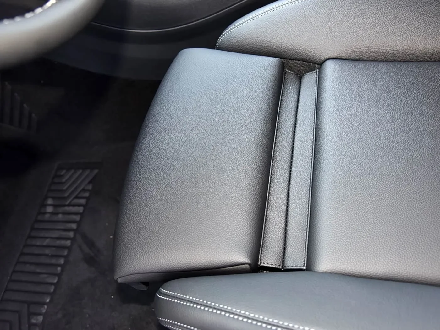Spezieller Autositzbezug 5 für Mercedes Benz CLA 2016 2017 2018 2019 PU-Leder Kissen Schutz Autoabdeckungen – Detail 3
