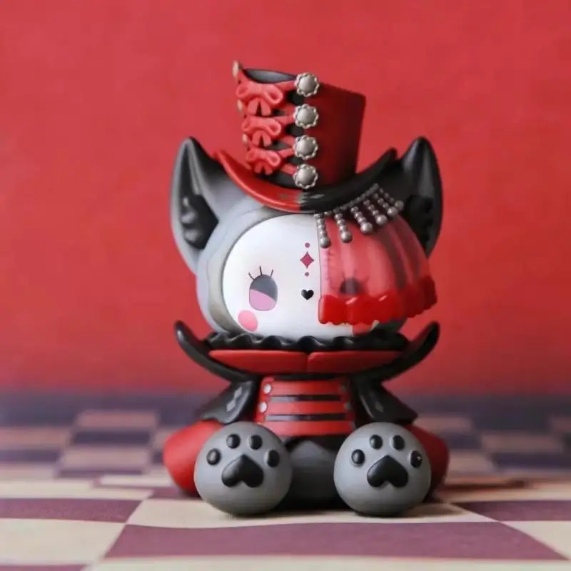 Emma Secret Forest Mountain Manor Blind Box Series دمى ذات نمط داكن قابلة للجمع، تماثيل هدايا عصرية للفتيات