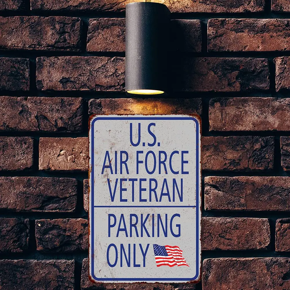 U.S. Air Force Parking Only Sign Military Signs Vintage Décor Plaque Wall Art Rustic Tin Patriotic Gift High Gloss Metal 2081200