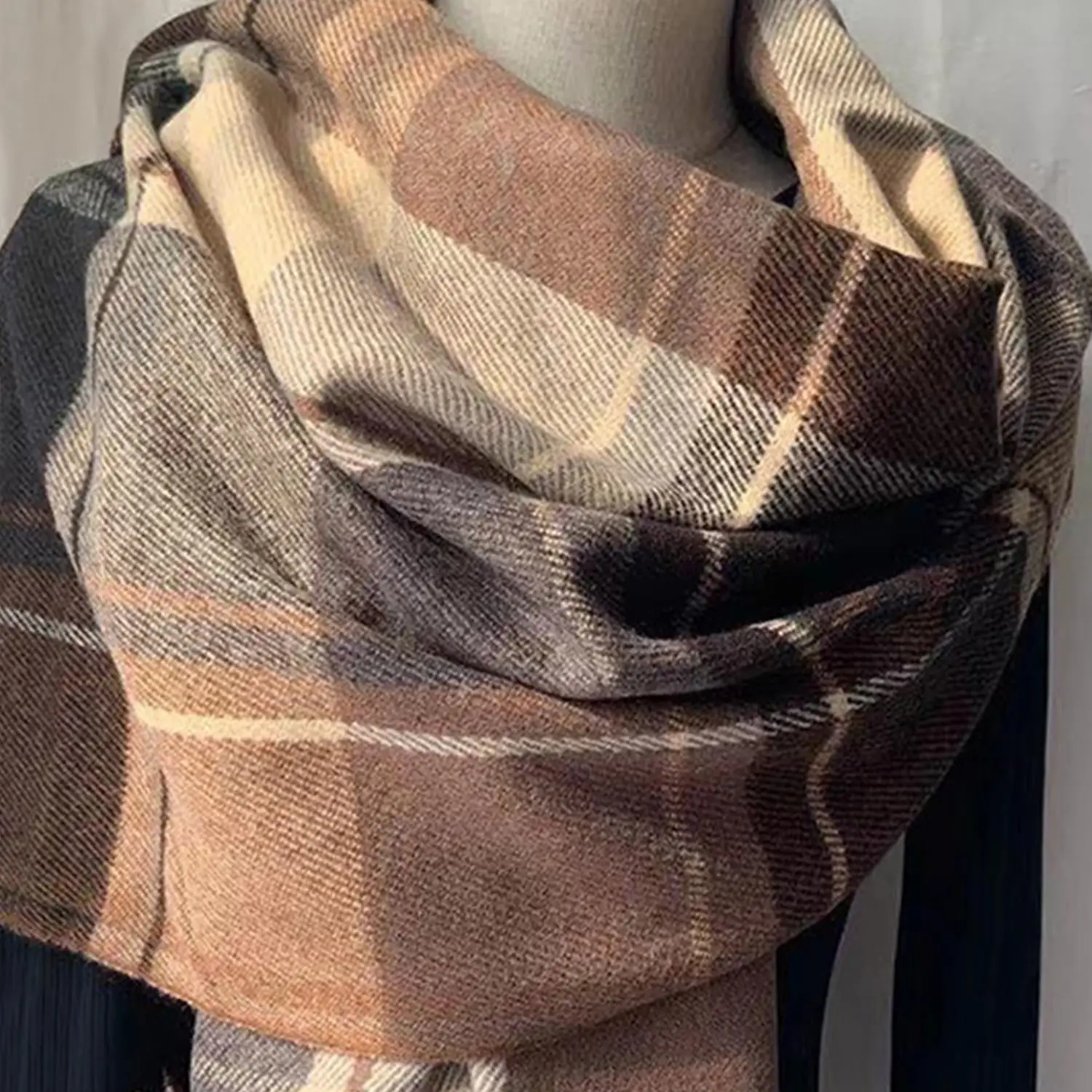 

2025 теплая клетчатая кашемировая шаль-пончо, зимний шарф, роскошное одеяло с принтом, накидки из пашмины с кисточкой, повседневное