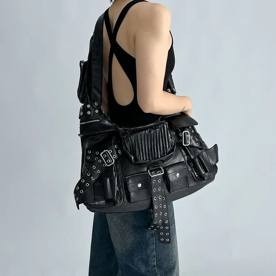 vintage Multiple pockets denim women shoulder bags punk wide strap rivet lady handbags retro Underarm Bags Female purses 2024