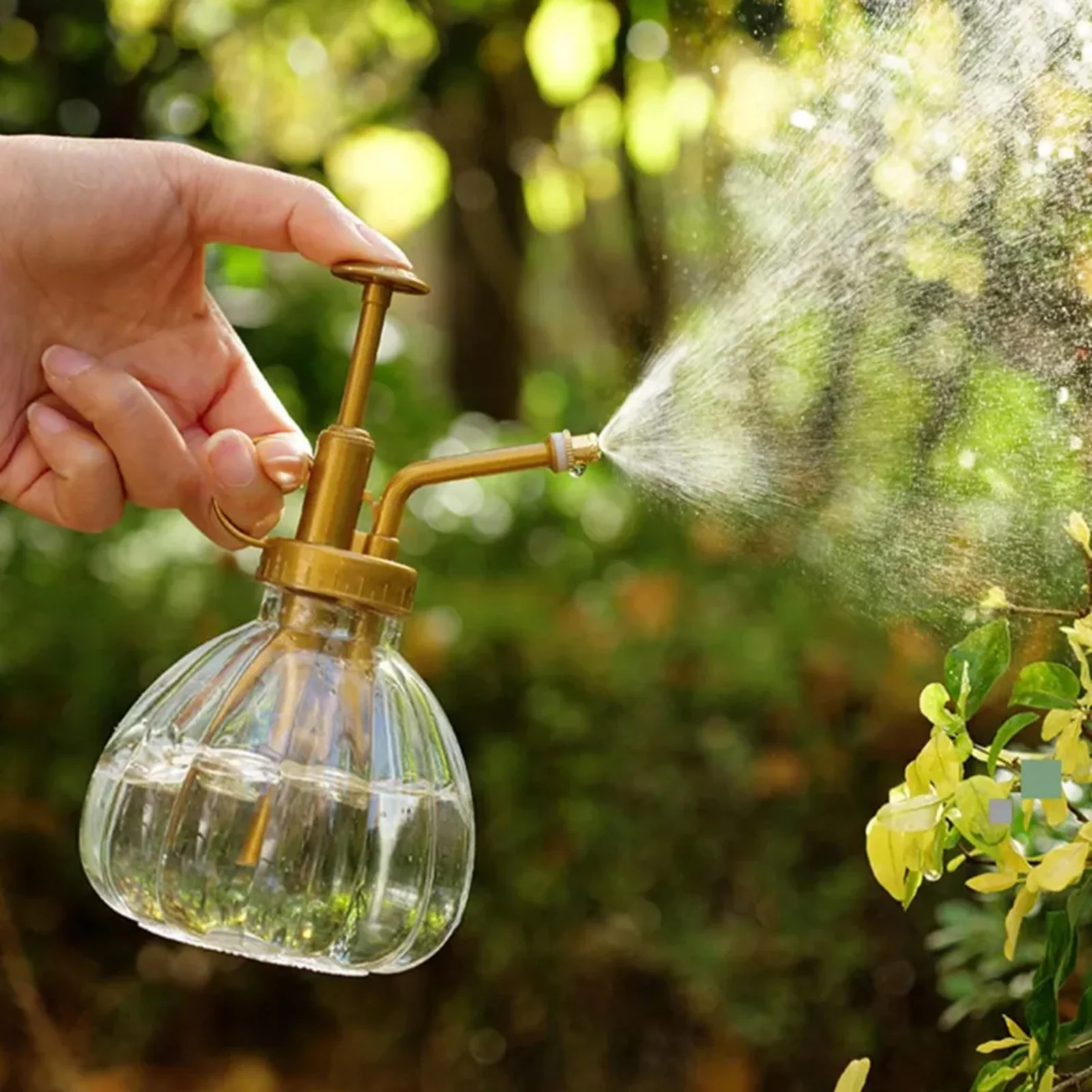 Plant Mister Spray Bottle Comfortable and Easily Use Spout Water Can Suitable for Pet Bathing Car Washing