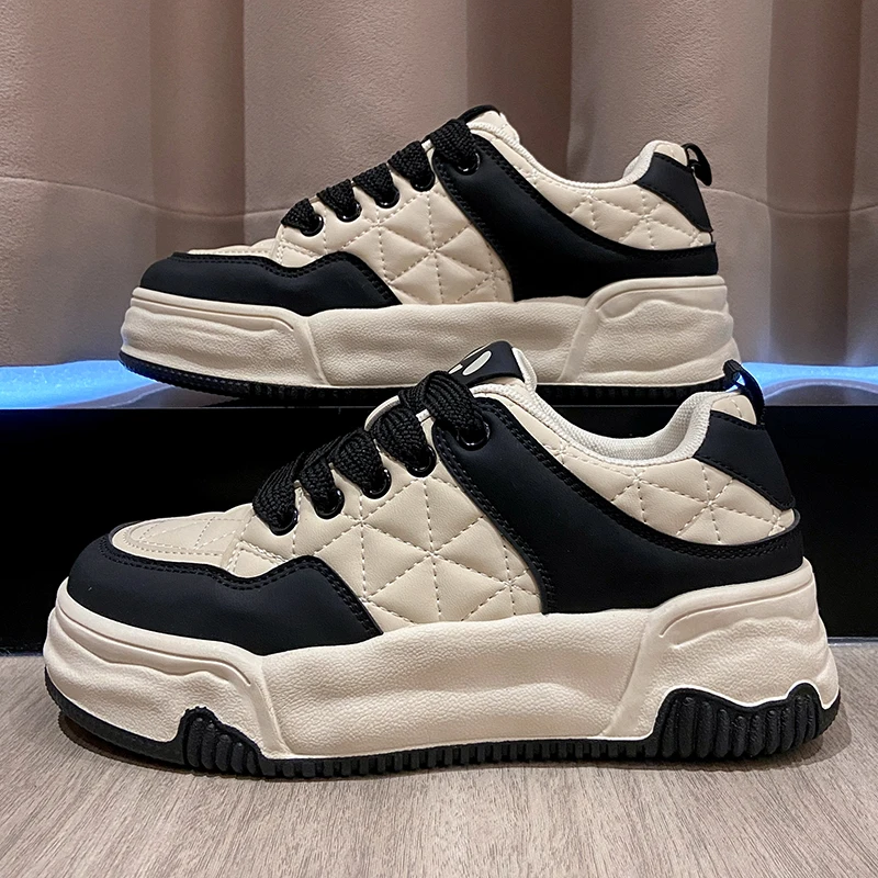 Women Comfortable New Flats Sneakers High-end Design Sport Shoes Luxury Brand Flats Running Balance Shoes Light Shoes