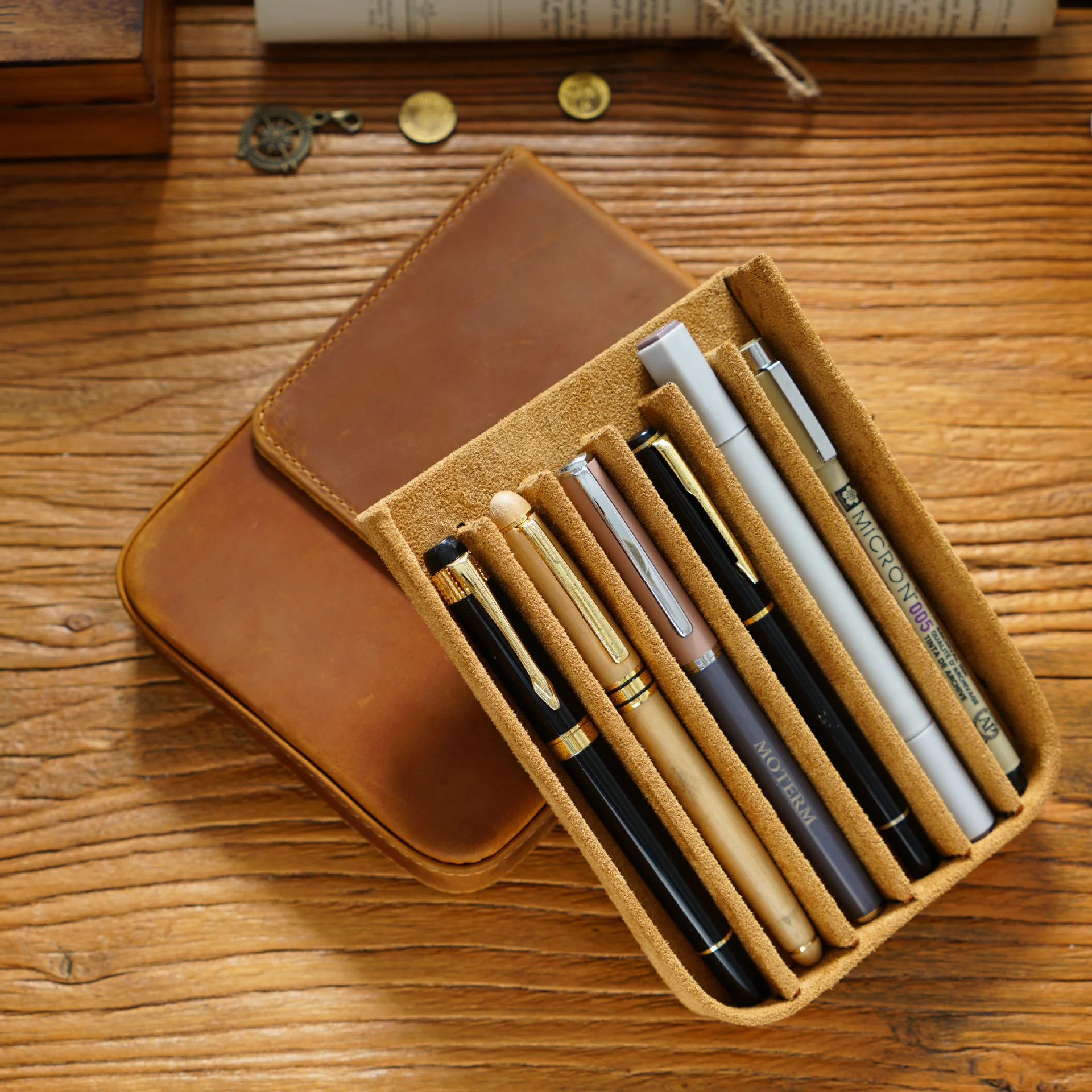 AIGUONIU Genuine Leather 6 Slots Pen Case With Removable Pen Tray Holder Pencil Case School Office Supplies Retro Pen Box Pouch