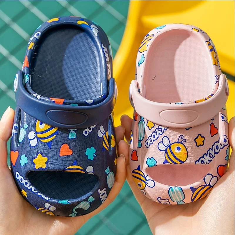 

2022 Unisex Summer Newest Kids Slippers Boys Girls Slippers Non-slip Children Beach Shoes Baby Home Sandals Kids Flip Flops