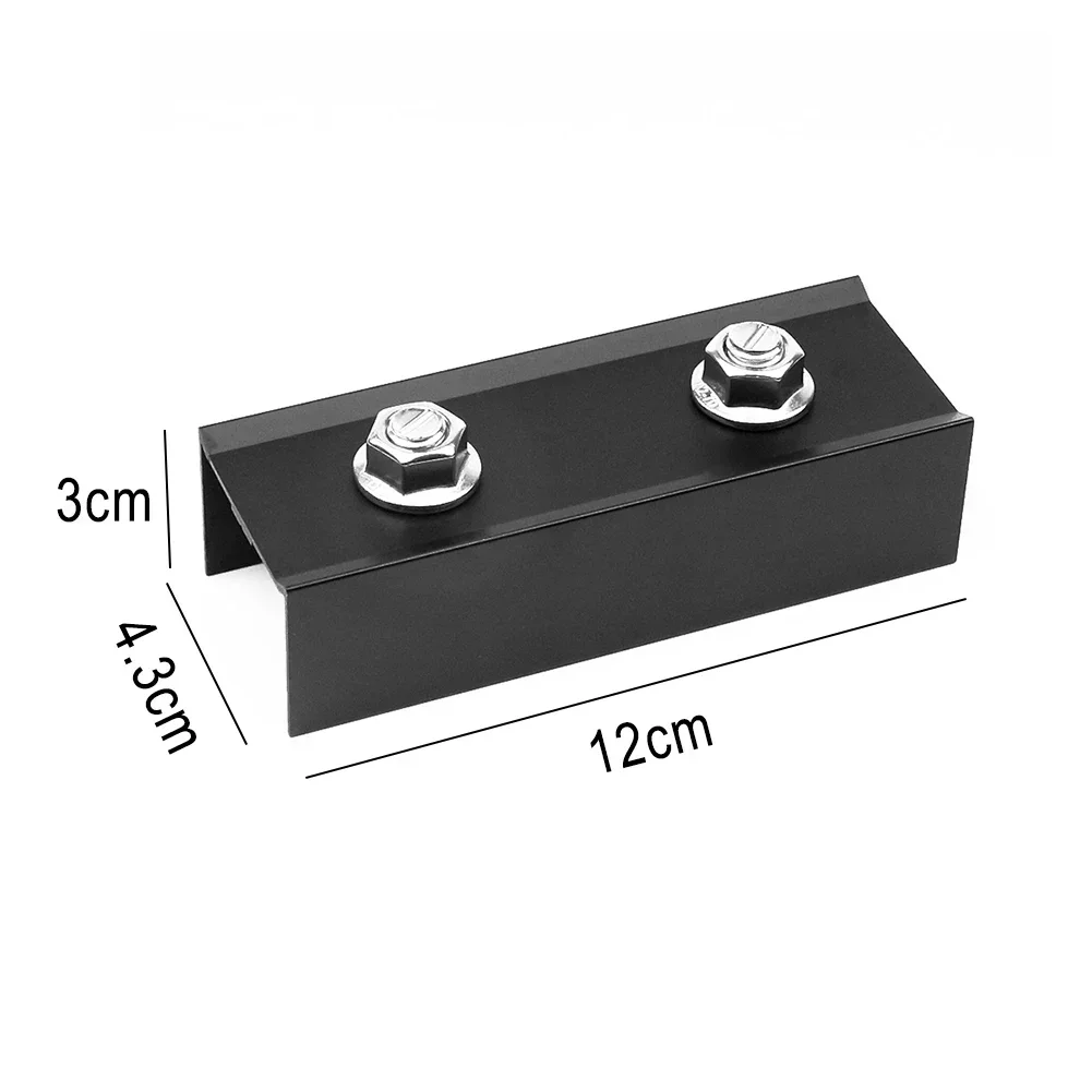 Connettore per guida fotovoltaica Profilo C Caratteristica Contenuto del pacchetto Pz per PC Connettore per profilo Guida fotovoltaica con accessori Accessori