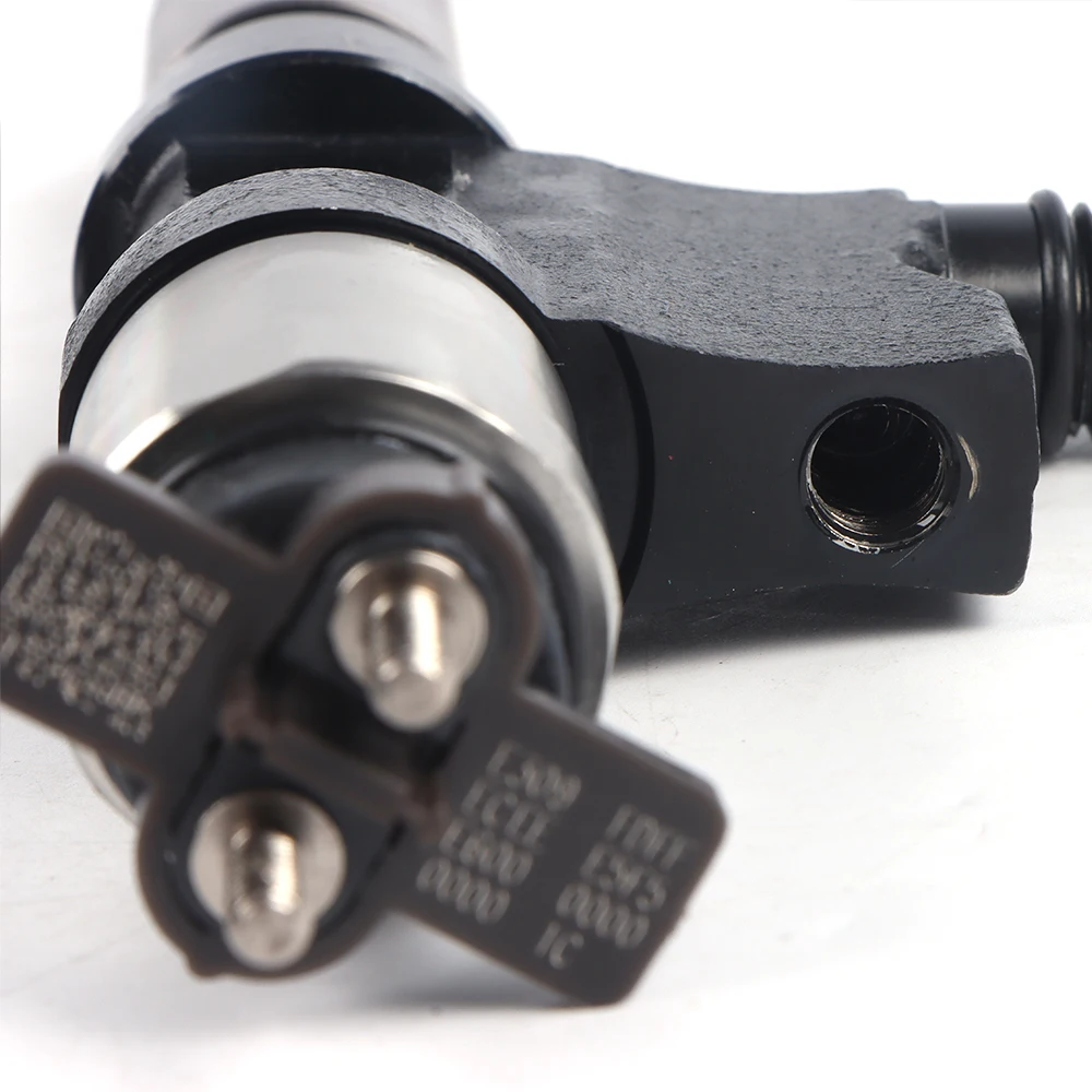 Iniettore di carburante 095000 -6392 8- 97609791 -2 Per motore diesel Isuzu 4HK1 6HK1 5.2L 7.8L