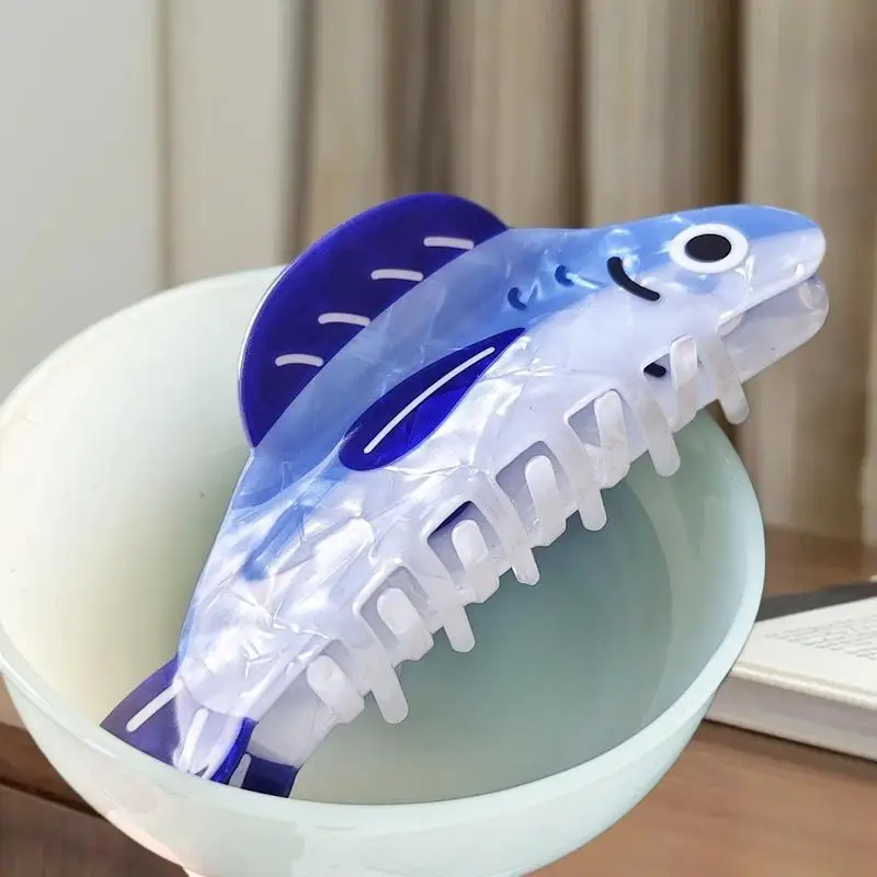 ユニークな青いイワシをテーマにしたヘアクリップ、滑り止め付き、軽量アセテートヘアピン