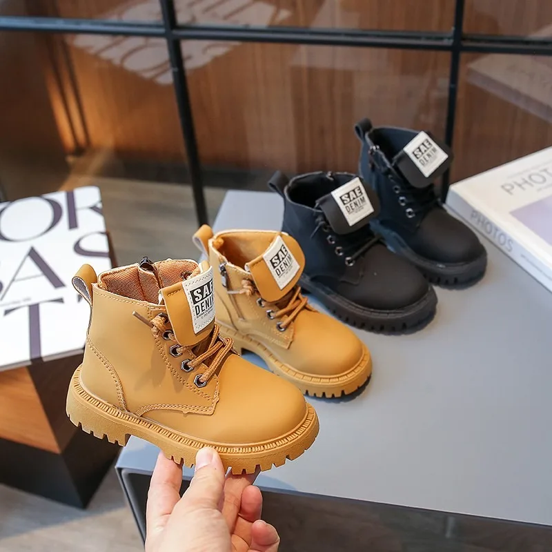 

2025 New Children's Fashion Boots Winter Thickened Boys Girls' Anti Slip Warm Leather Boots Side Solid Color Kids Casual Shoes
