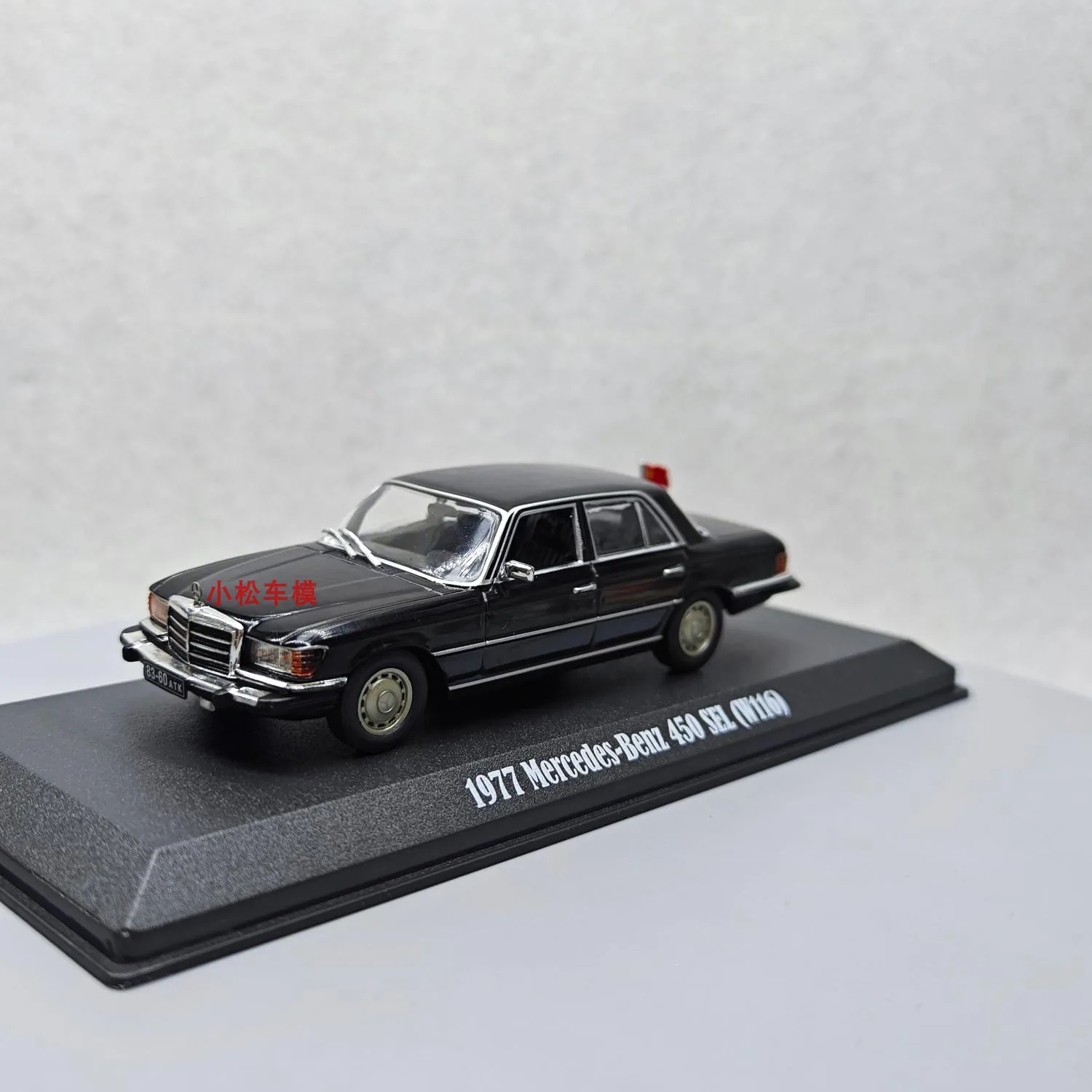

GreenLight 1:43 1977 Mercedes-Benz 450 SEL (W116) сплав моделирование микро модель автомобиля коллекция украшения автомобиль игрушка в подарок