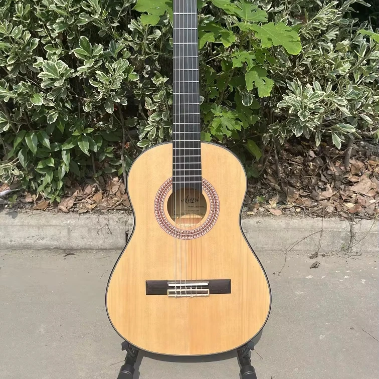 Venta caliente hecha a mano guitarra clásica brillo 3/4 tamaño pequeño 36 pulgadas cuerda de nailon superior sólido